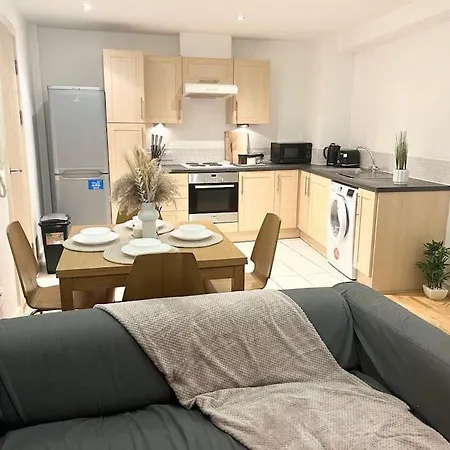 2 Bedroom City Center Apartment-3